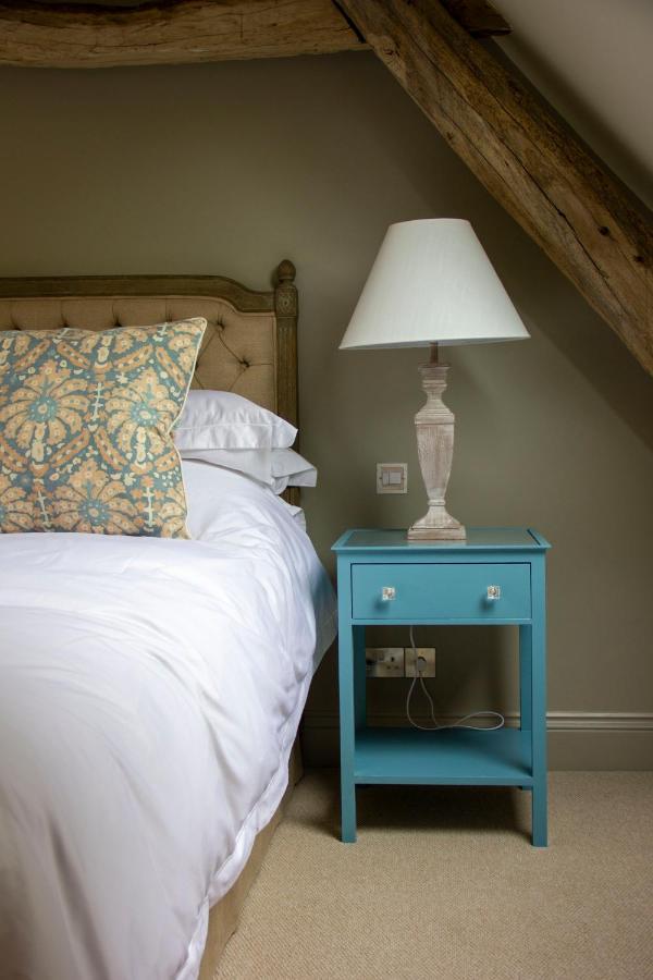 The Potting Shed, 5* Luxury Escape Cirencester Exteriör bild