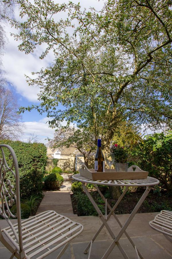 The Potting Shed, 5* Luxury Escape Cirencester Exteriör bild