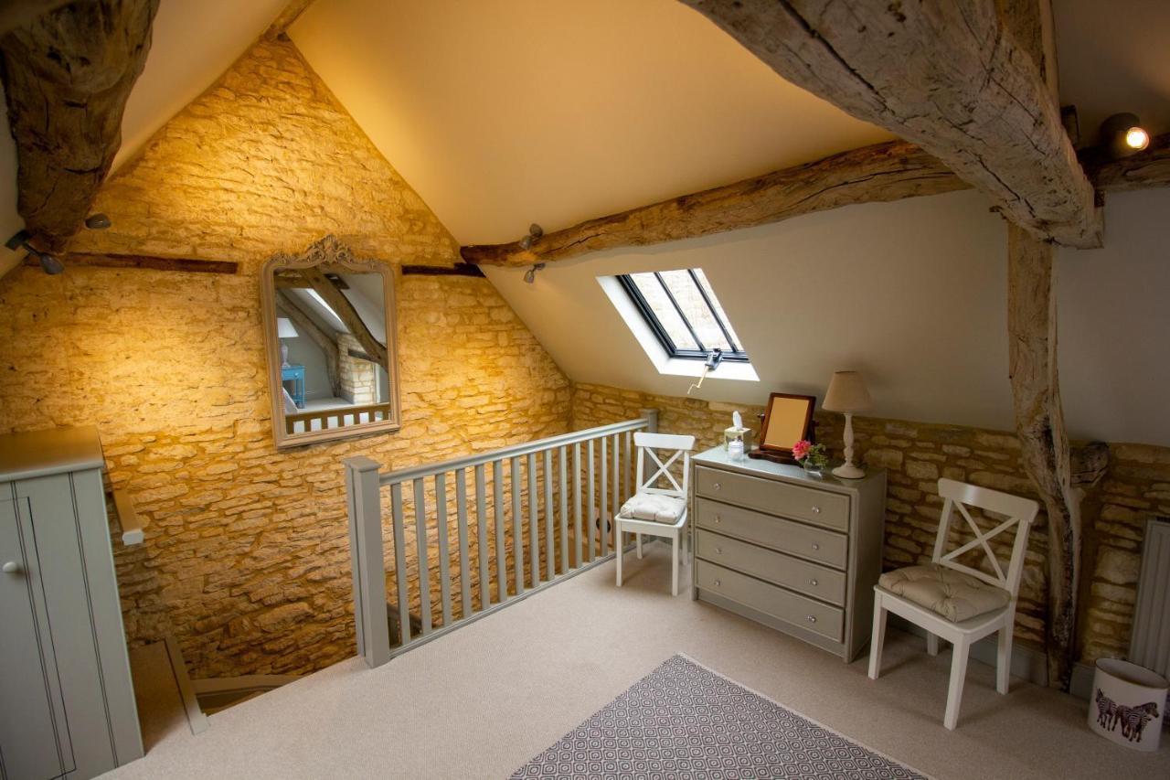 The Potting Shed, 5* Luxury Escape Cirencester Exteriör bild